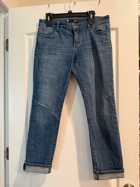 Kut from the Kloth Straight Leg Jeans in Medium Blue Wash